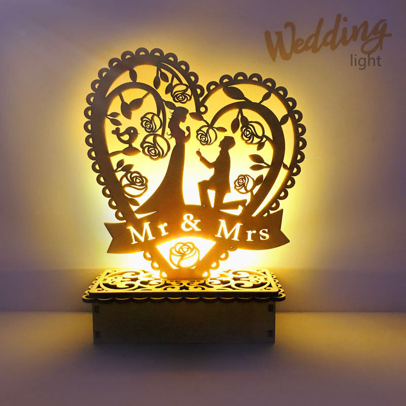 Wooden Wedding Mr & Mrs Deco