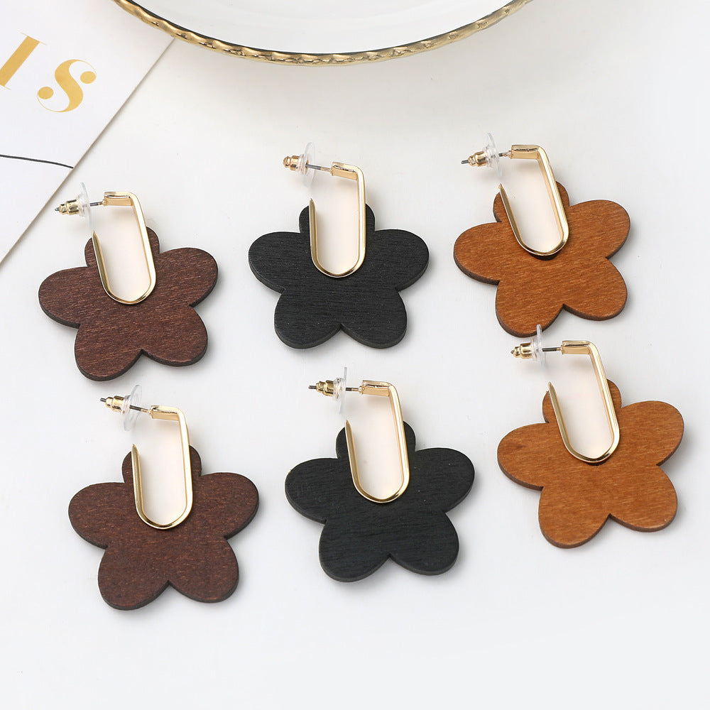Geometric hollow wood earrings