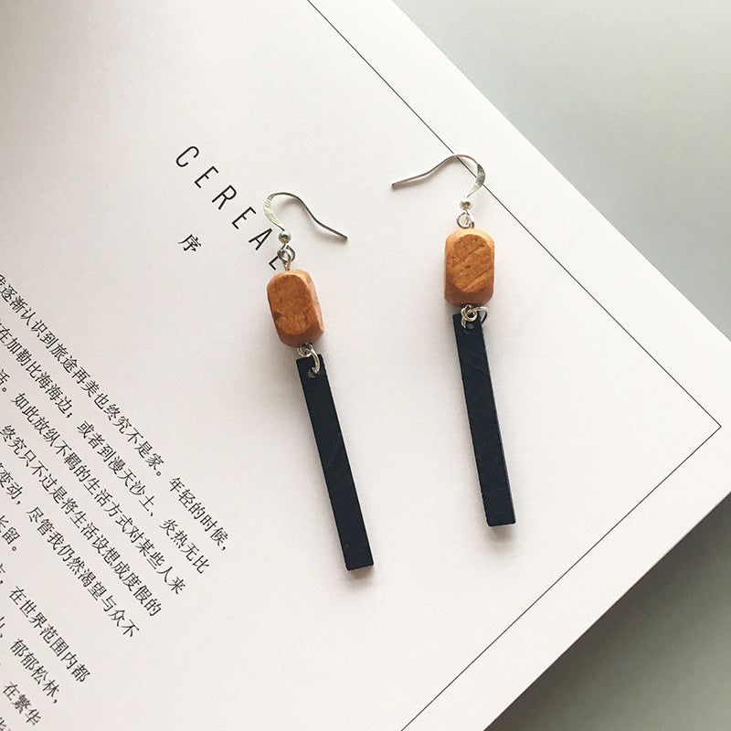 Retro Black Long Strip Geometric Wood Earrings