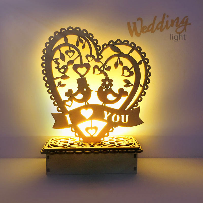 Wooden Wedding Mr & Mrs Deco